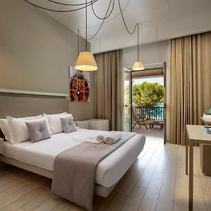 Deluxe Triple Room Sea View